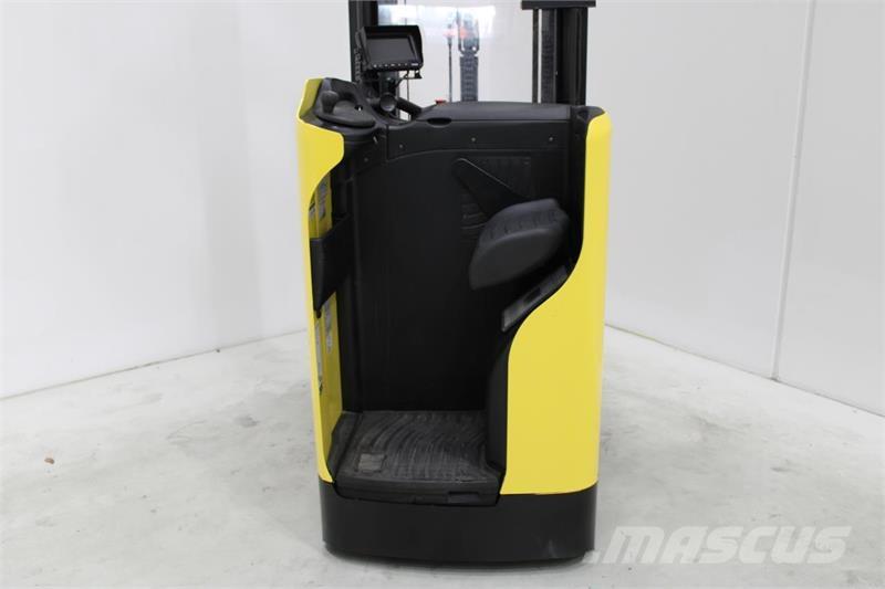 Hyster RS1.6 Elektromos gyalogkíséretű targoncák
