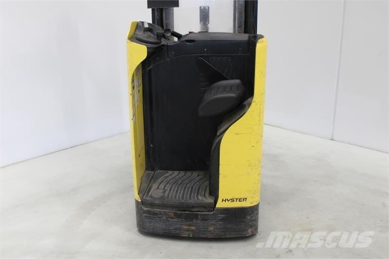 Hyster RS1.6 Elektromos gyalogkíséretű targoncák