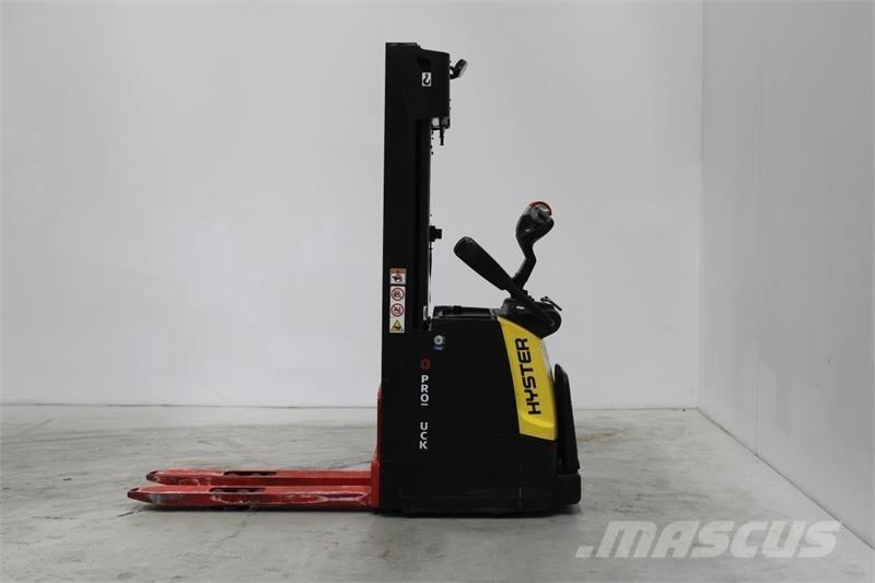 Hyster S1.6S Elektromos gyalogkíséretű targoncák