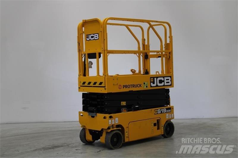 JCB S1930E Ollós emelők