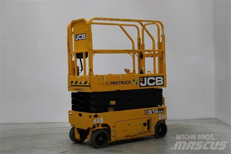 JCB S1930E Ollós emelők