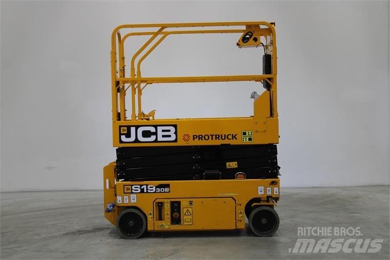 JCB S1930E Ollós emelők