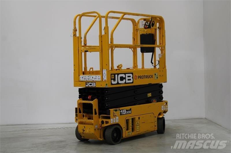 JCB S1930E Ollós emelők