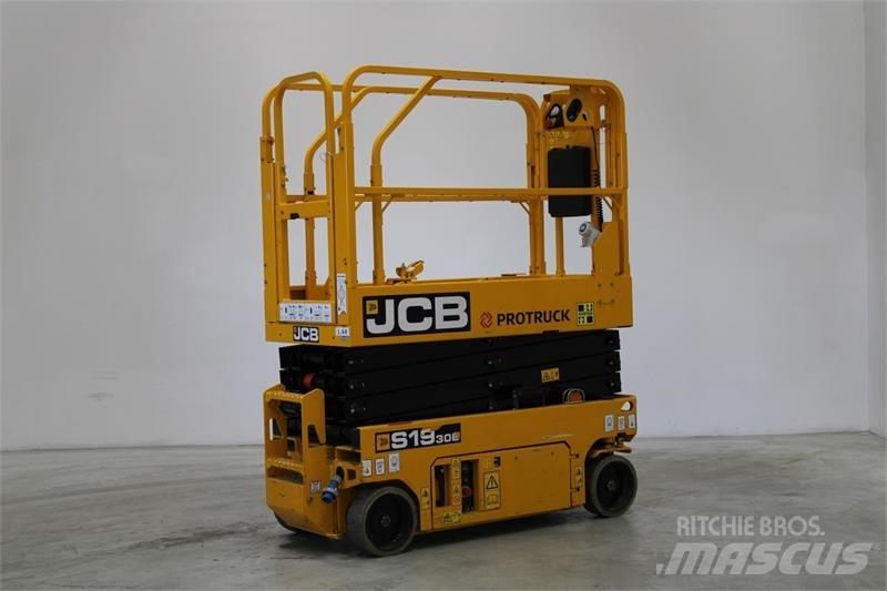 JCB S1930E Ollós emelők