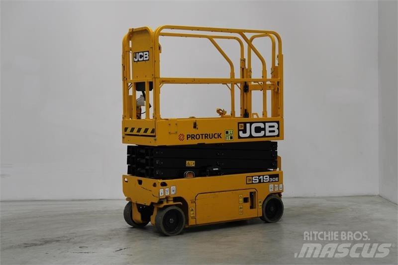 JCB S1930E Ollós emelők