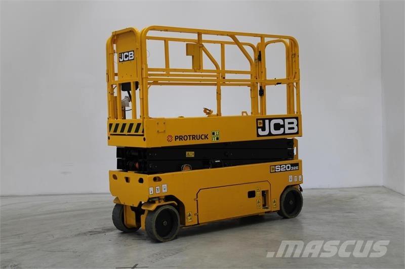 JCB S2032E Ollós emelők