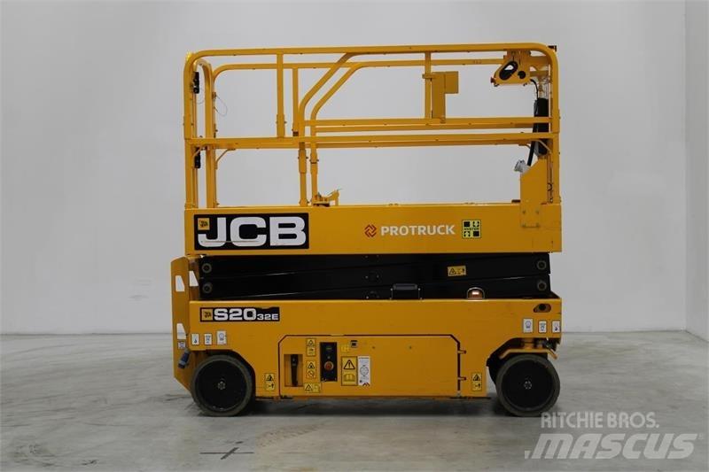 JCB S2032E Ollós emelők