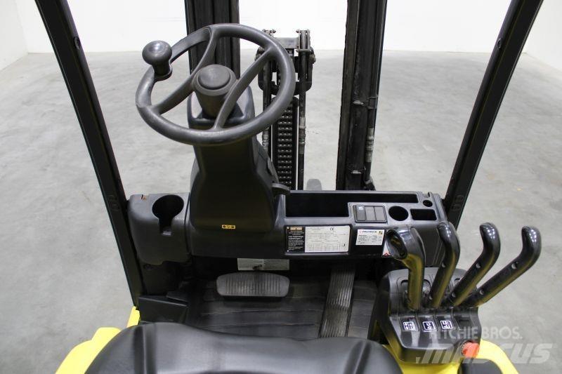 Yale ERP16VF Elektromos targoncák