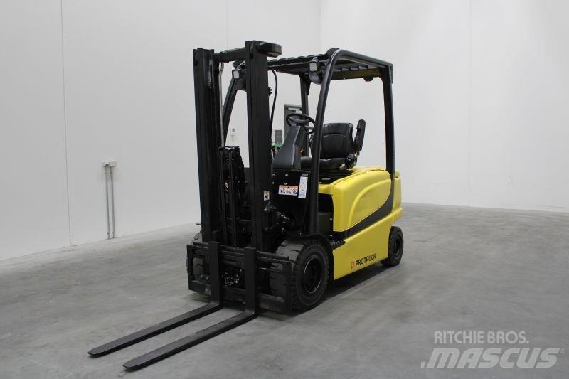 Yale ERP25VL Elektromos targoncák