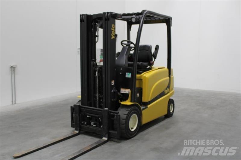 Yale ERP25VL Elektromos targoncák