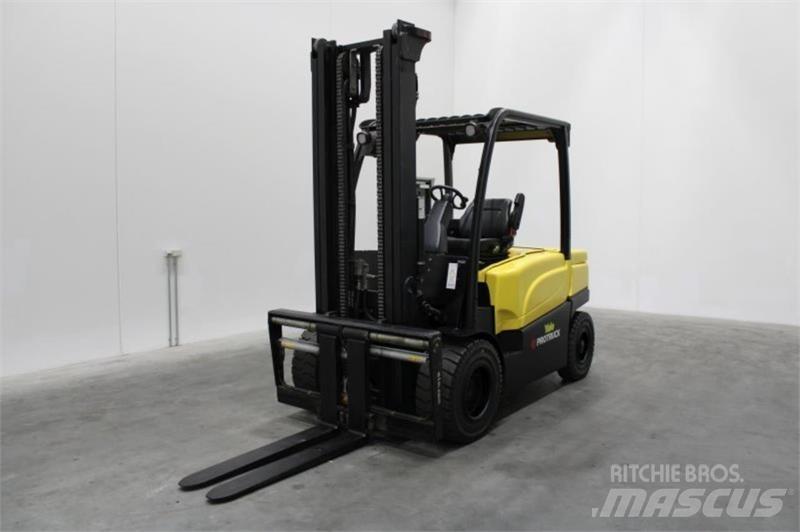 Yale ERP50VM Elektromos targoncák