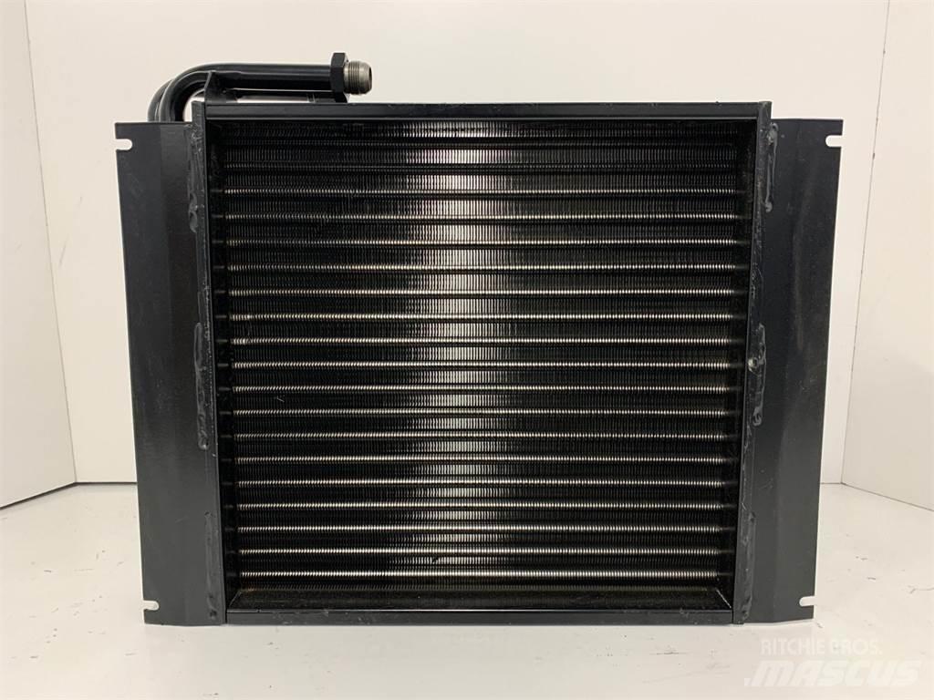 CASE 40XT Hűtők