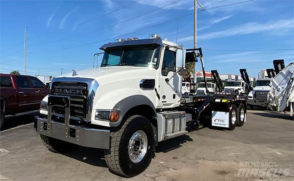 Mack GRANITE Multifunkciós teherautók