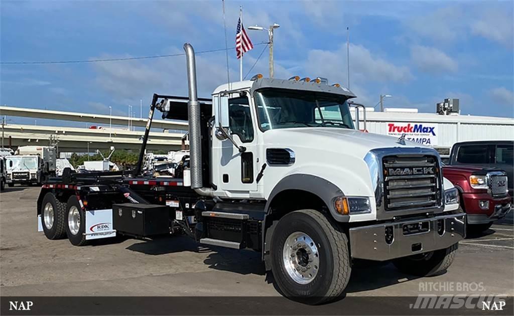 Mack Granite Multifunkciós teherautók