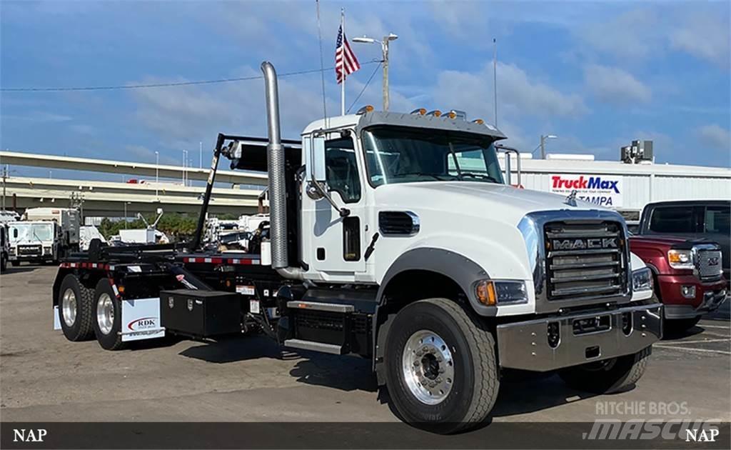 Mack Granite Multifunkciós teherautók