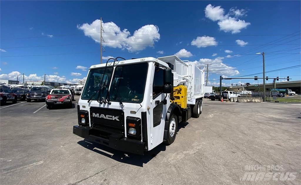 Mack LR613 Hulladék szállítók
