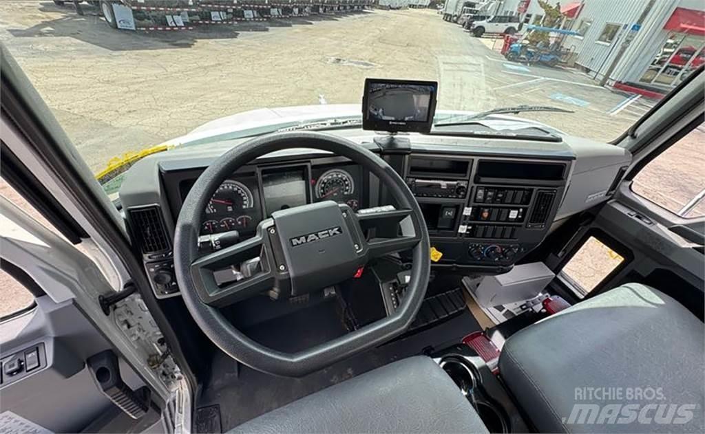 Mack MD6 Hulladék szállítók