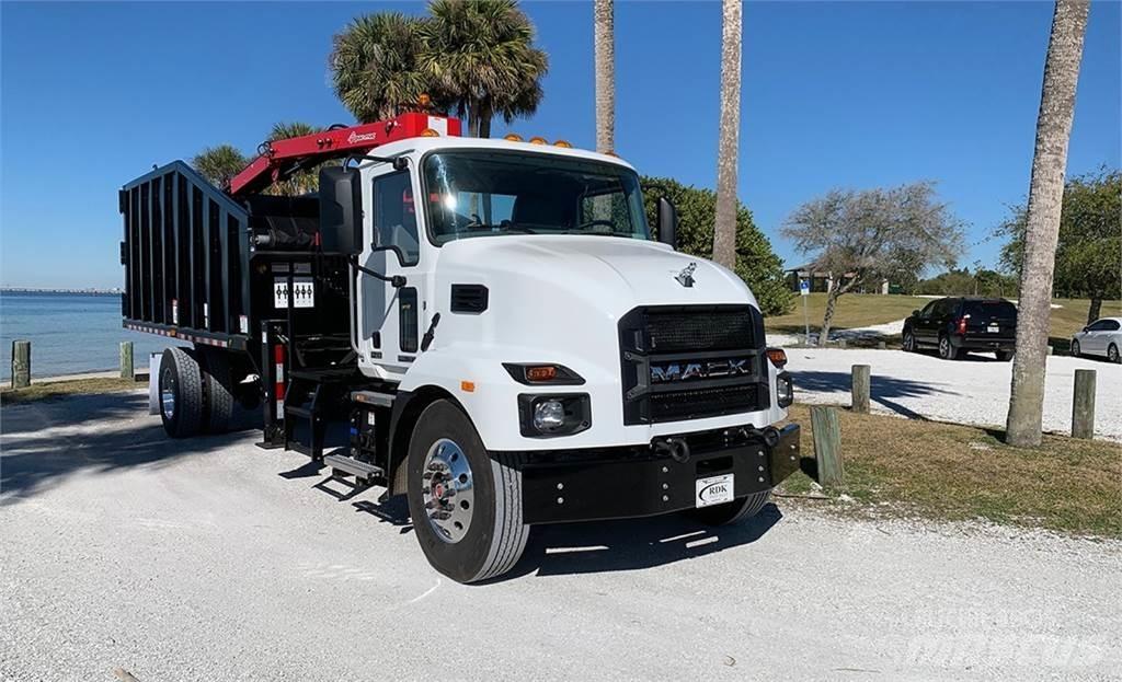 Mack MD6 Markolók
