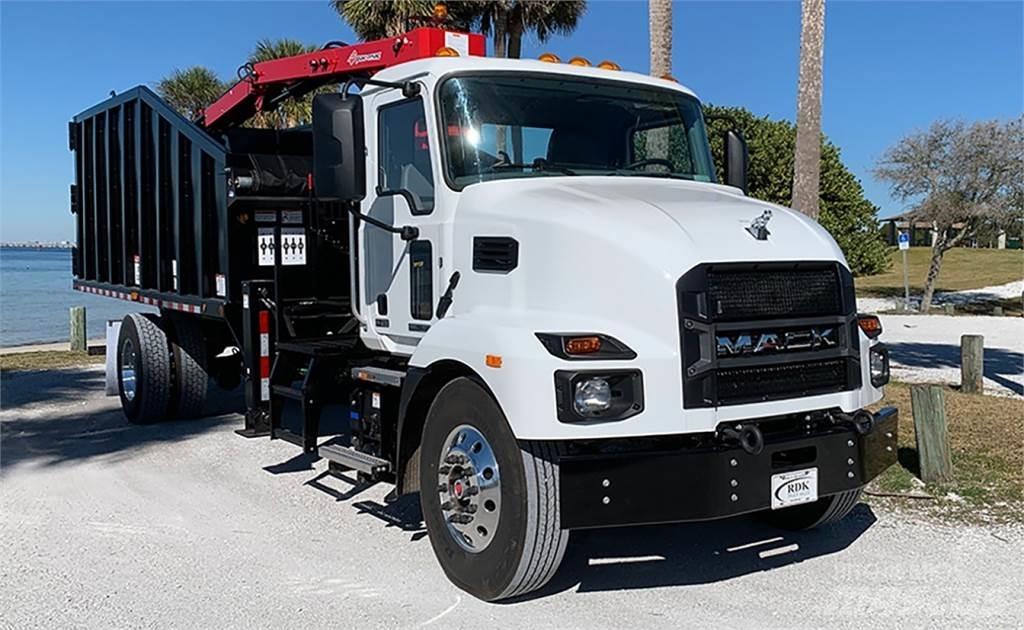 Mack MD7 Markolók