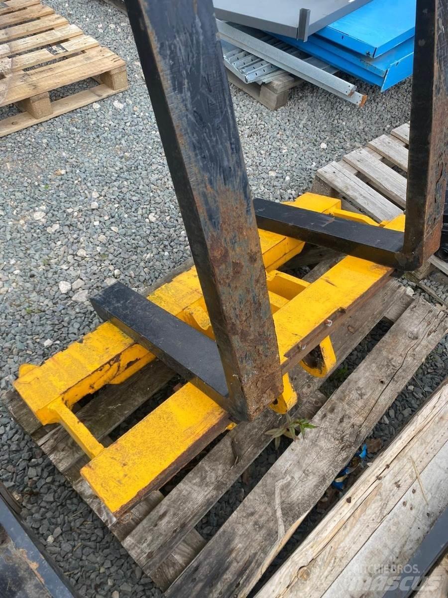 JCB  Teleszkópos mezőgazdasági rakodók