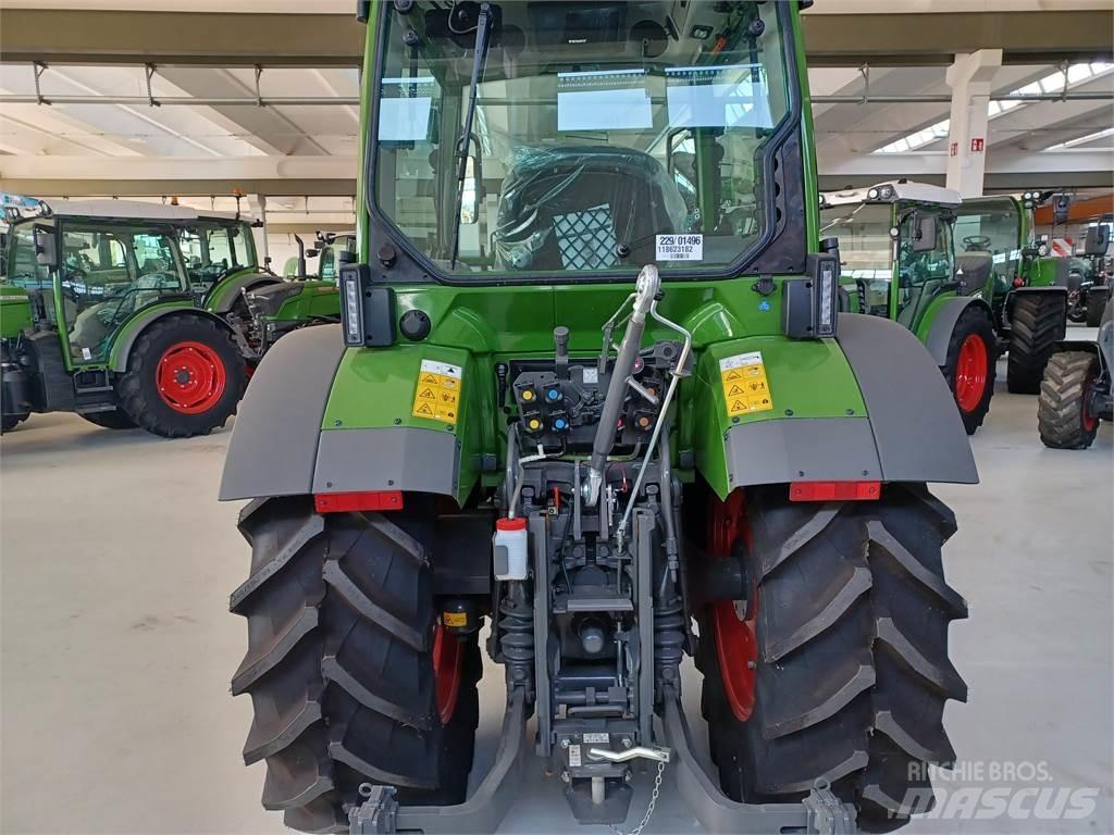Fendt 211F Traktorok