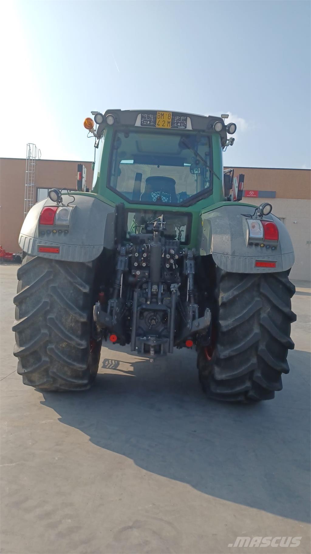 Fendt 828 SCR Traktorok