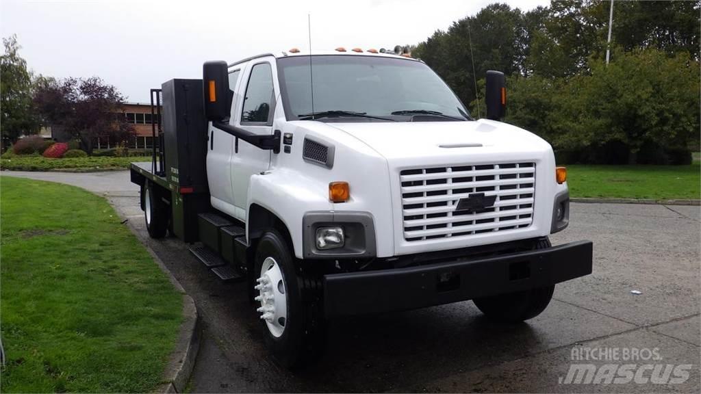 Chevrolet C7500 Platós / Ponyvás teherautók