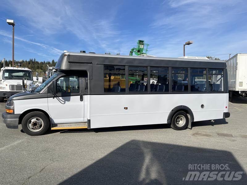 Chevrolet Express Mini buszok
