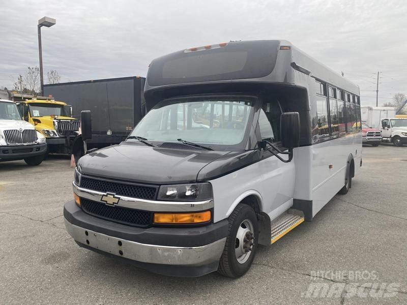 Chevrolet Express Mini buszok