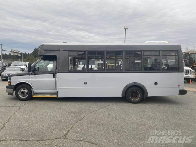 Chevrolet Express Mini buszok