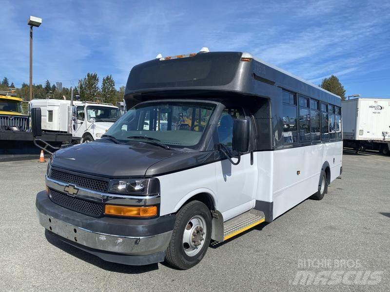 Chevrolet Express Mini buszok
