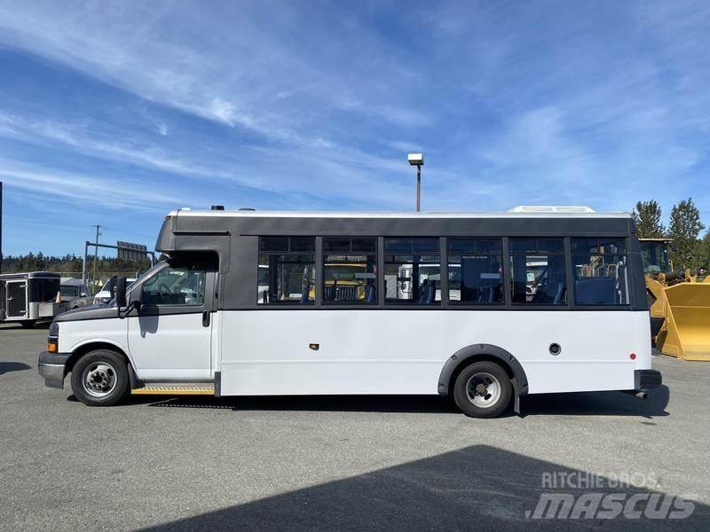 Chevrolet Express Mini buszok