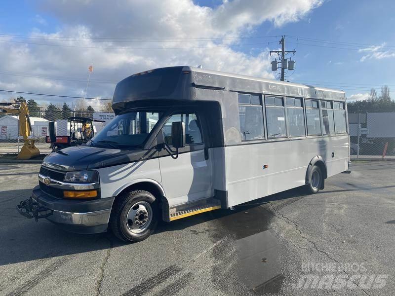 Chevrolet Express Mini buszok