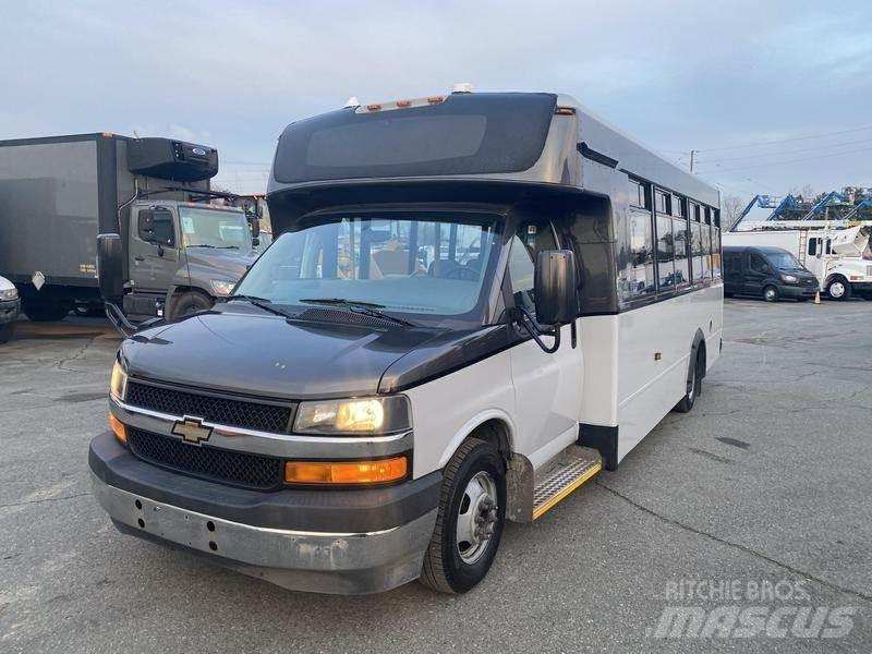 Chevrolet Express Mini buszok