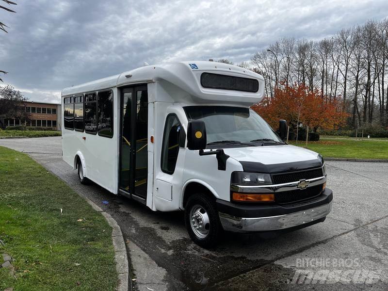 Chevrolet Express Mini buszok