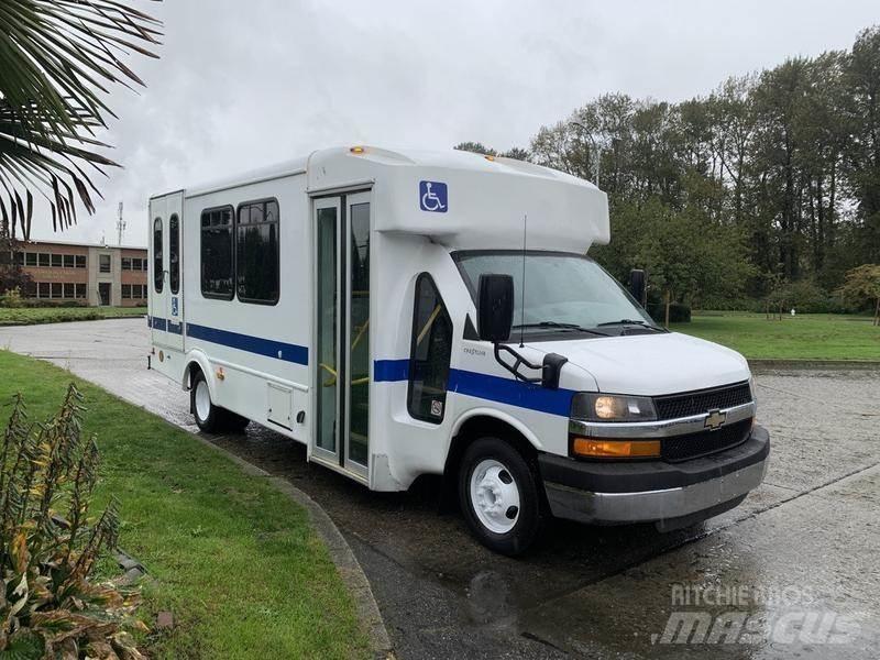 Chevrolet Express Mini buszok