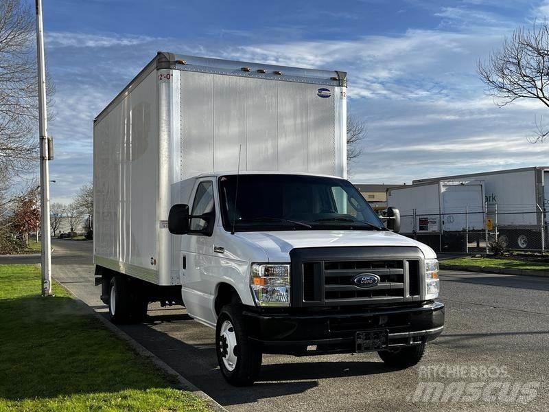Ford Econoline Transporterek