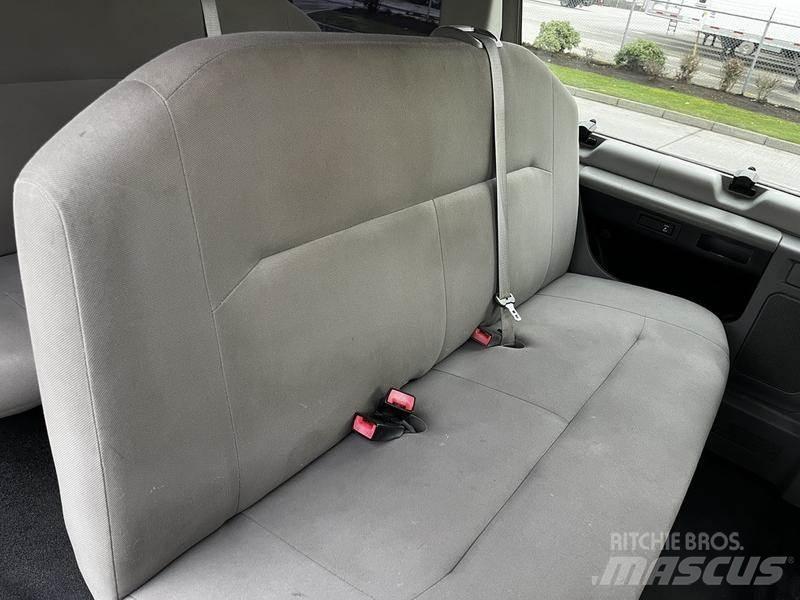Ford Econoline Kistehergépjárművek