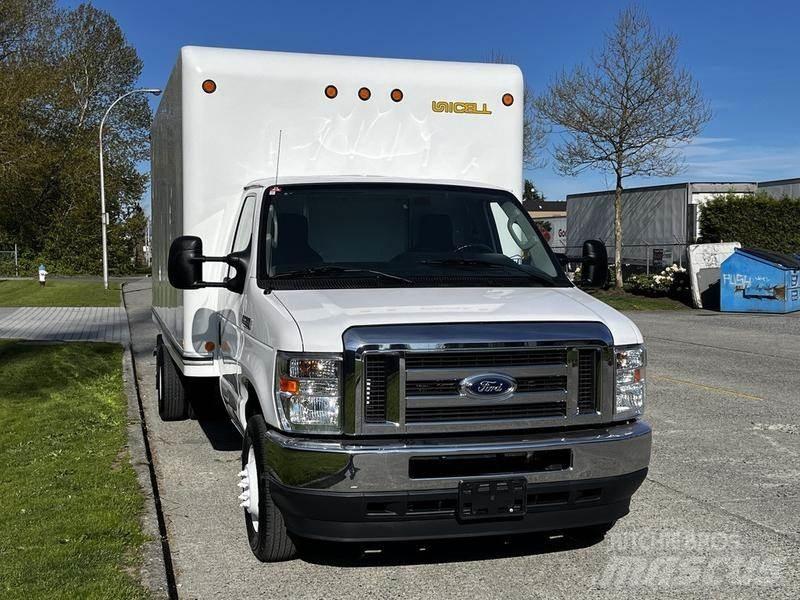 Ford Econoline Transporterek