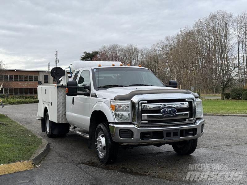 Ford F-350 SD Közúti karbantartó haszongépek