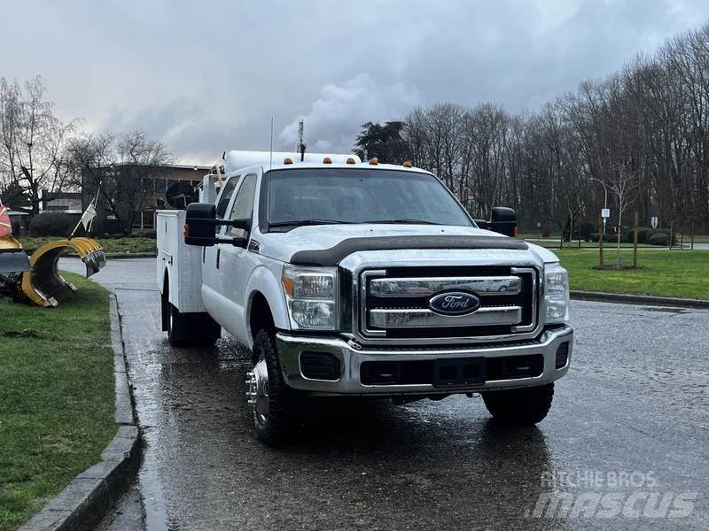 Ford F-350 SD Közúti karbantartó haszongépek