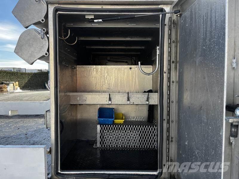 Ford F-450 SD Közúti karbantartó haszongépek