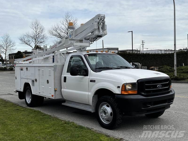 Ford F-450 SD Közúti karbantartó haszongépek