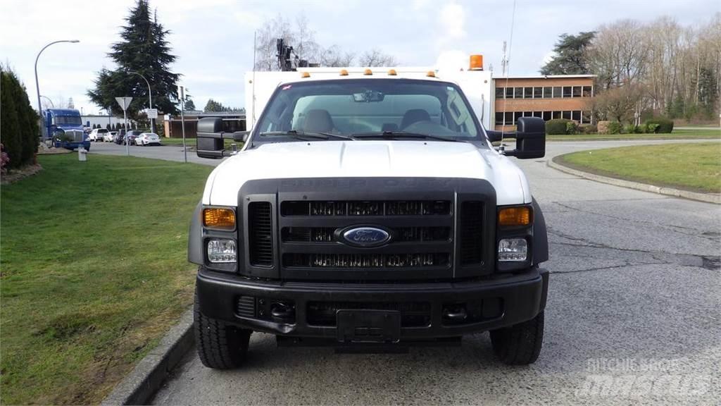 Ford F-550 Darus teherautók