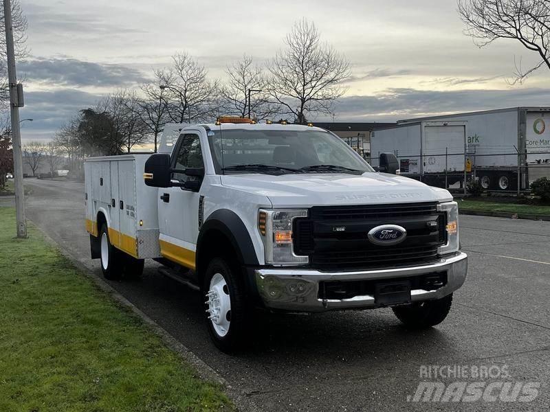 Ford F-550 Közúti karbantartó haszongépek