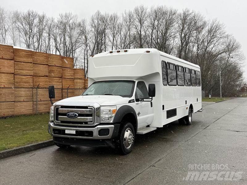 Ford F-550 Mini buszok