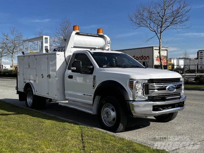 Ford F-550 Közúti karbantartó haszongépek