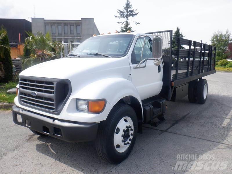 Ford F-650 Platós / Ponyvás teherautók