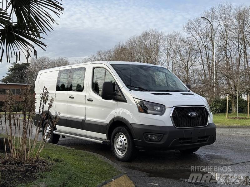 Ford Transit Transporterek