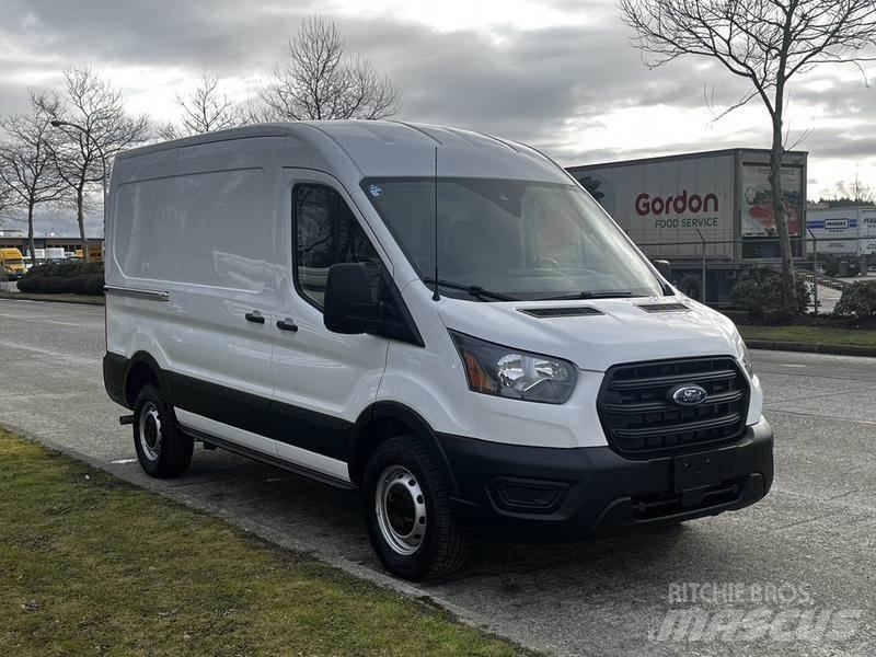 Ford Transit Transporterek